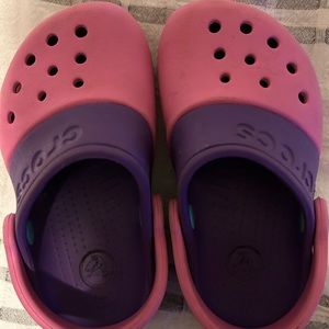EUC Crocs - toddler 7